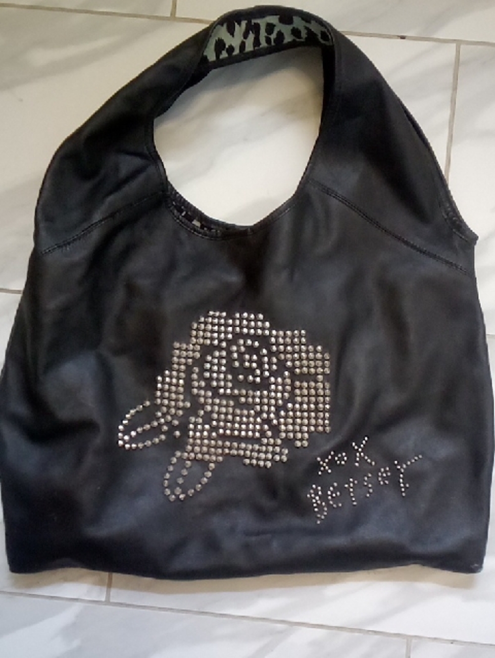 Betsey Johnson Vintage Y2K 2000s Studded Metal Rose Black Leather Slouchy Bag